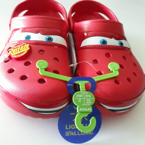 (New) Lightning Mcqueen Crocs Clogs & Jibbitz Set (M7/W9) (M8/W10) - Picture 3 of 7